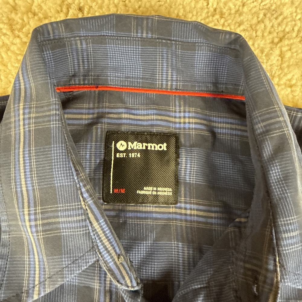 Marmot Men's Blue Plaid Short Sleeve Button-Up Shirt, Style 62220 Size Medium - Picture 3 of 6